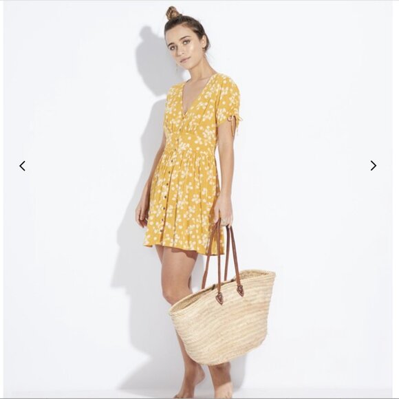 Billabong Twirl Twist Mini Dress Yellow Women's Teen Small Summer Button Front - Picture 4 of 15